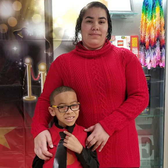 Meet your Posher, Crystal - Picture 1 of 1